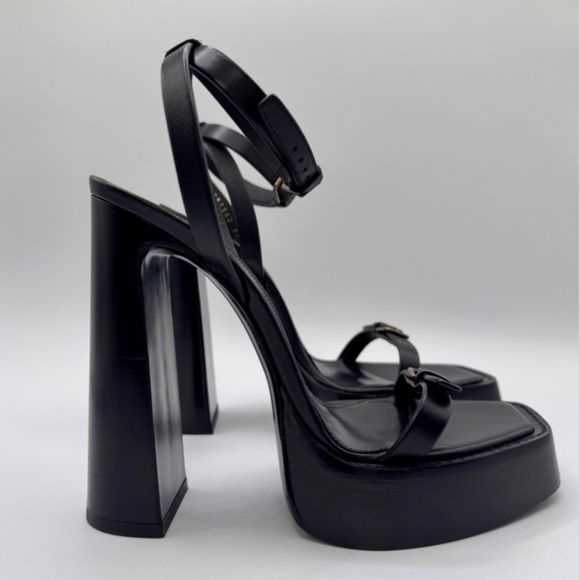 Saint Laurent Carine Black Leather Buckle Platform Sandal in Nero EU 36 US 6 NWT - Picture 3 of 5